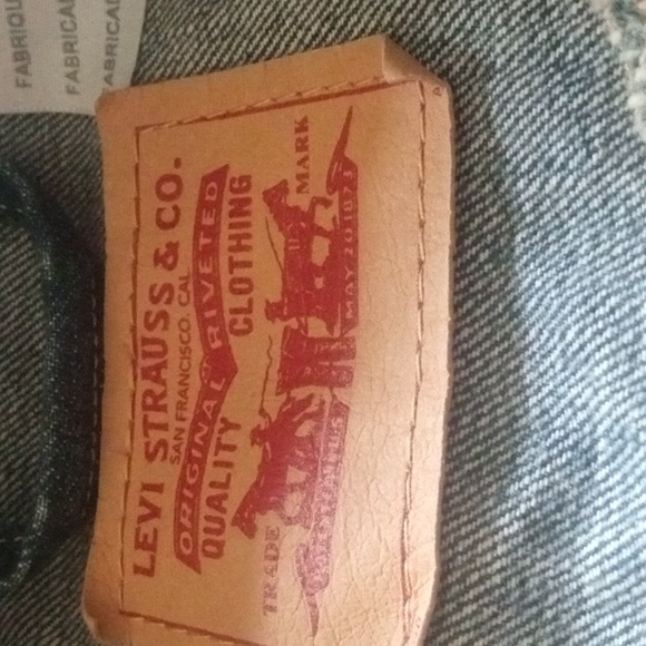 Women's Levi's Denim Jean Jacket size M - Picture 4 of 6